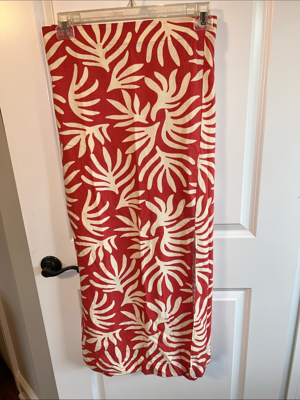Coral and Cream Printed Maxi Skirt. 0085